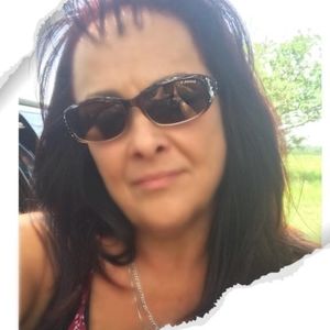 Meet your Posher, Janet